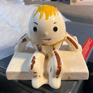 Vintage Ceramic Lid to Humpty Dumpty cookie jar in good condition, rare